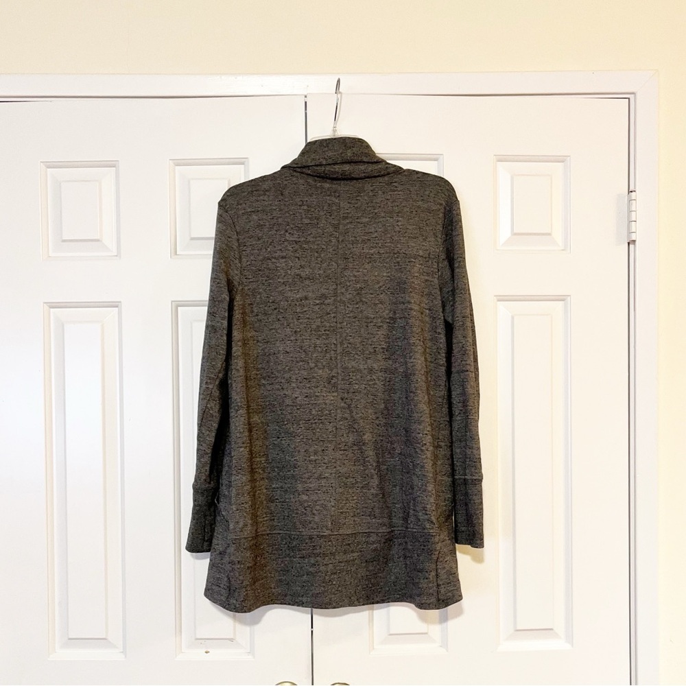 Athleta gray open front long sleeve cardigan with pockets. Size Women's Large - Picture 4 of 15